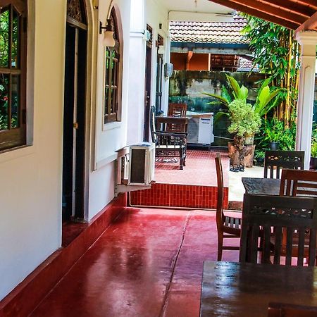 Lotus Villa Mirissa Εξωτερικό φωτογραφία