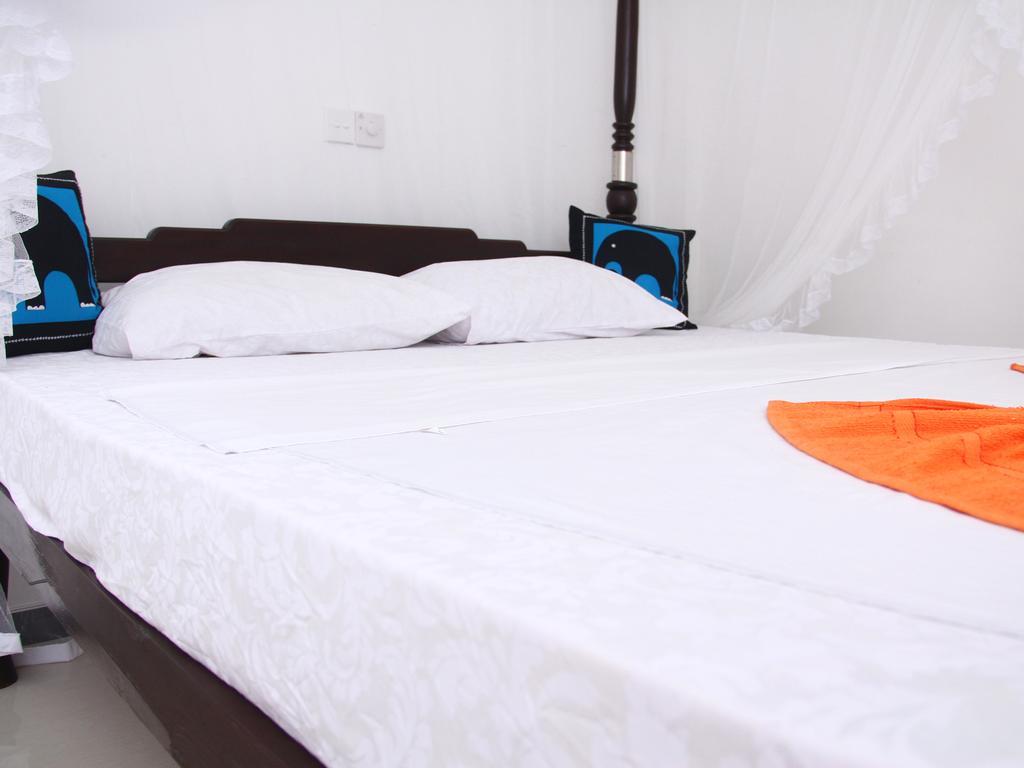 Lotus Villa Mirissa Εξωτερικό φωτογραφία