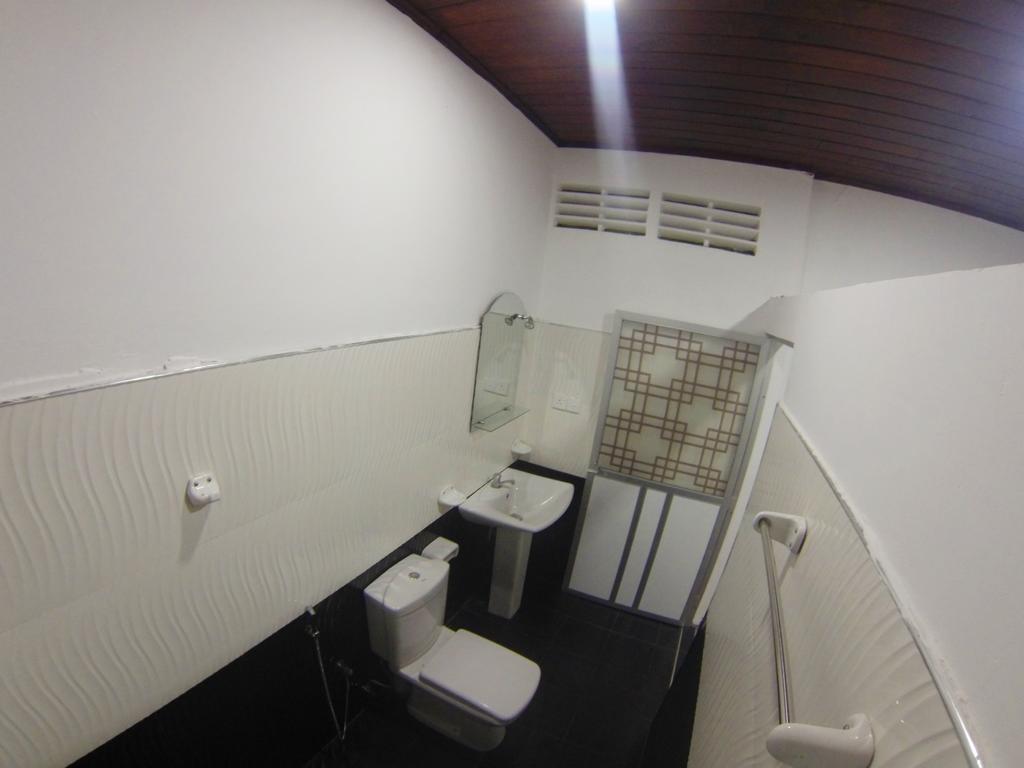 Lotus Villa Mirissa Εξωτερικό φωτογραφία